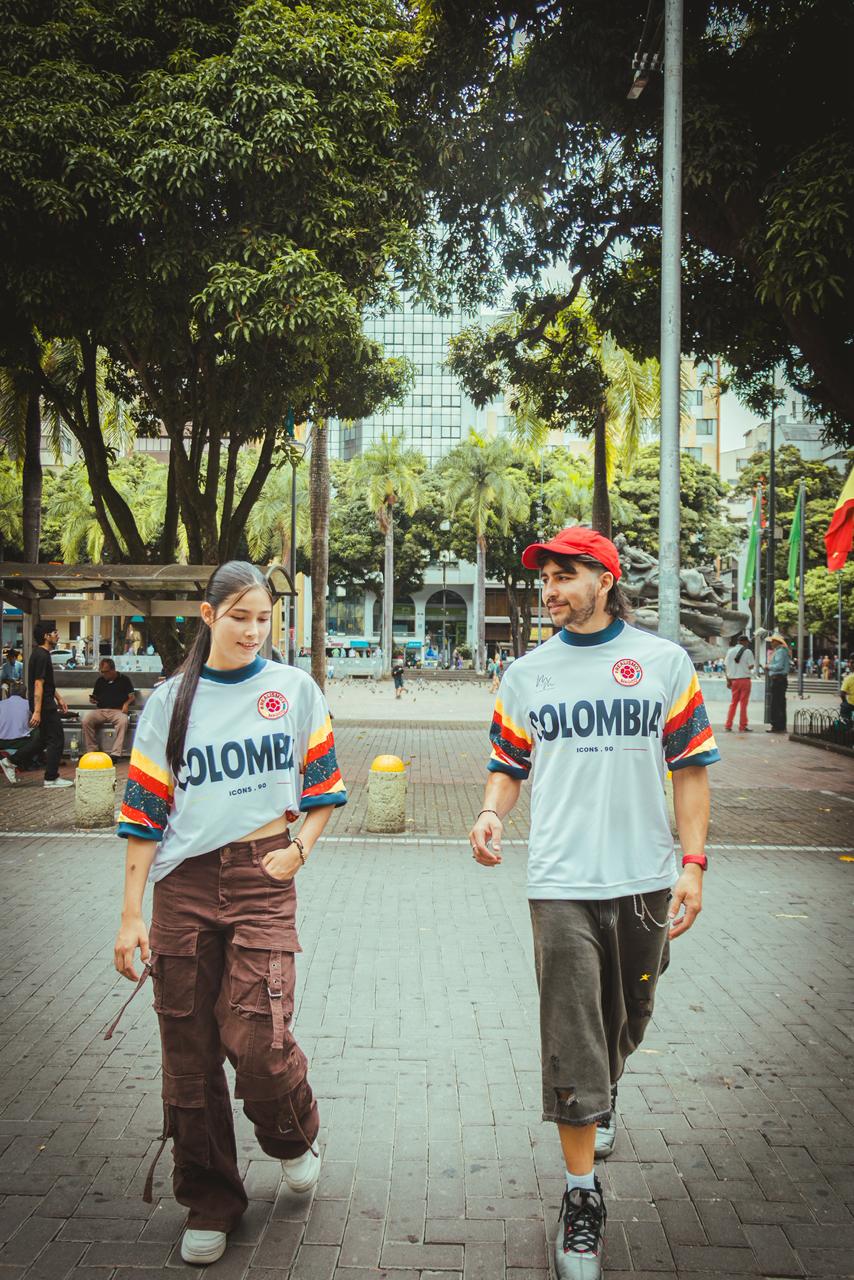 Camiseta Colombia Iconos 90's